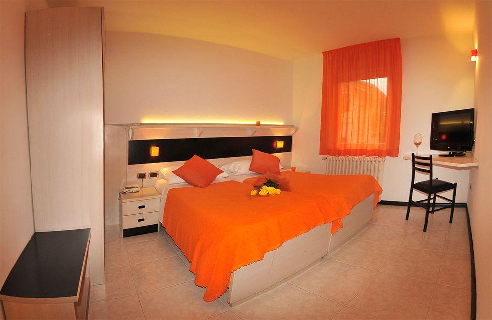 Albergo Alla Torre Кальдонаццо Экстерьер фото
